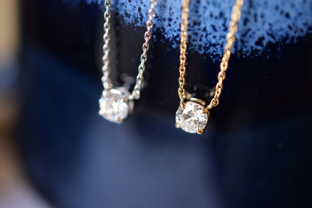 0.3 ct Diamond Studs Necklaces/0.3 carat single stone necklace