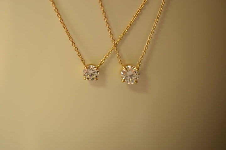 0.5ct Diamond Studs Necklaces/0.5 carat single stone necklace
