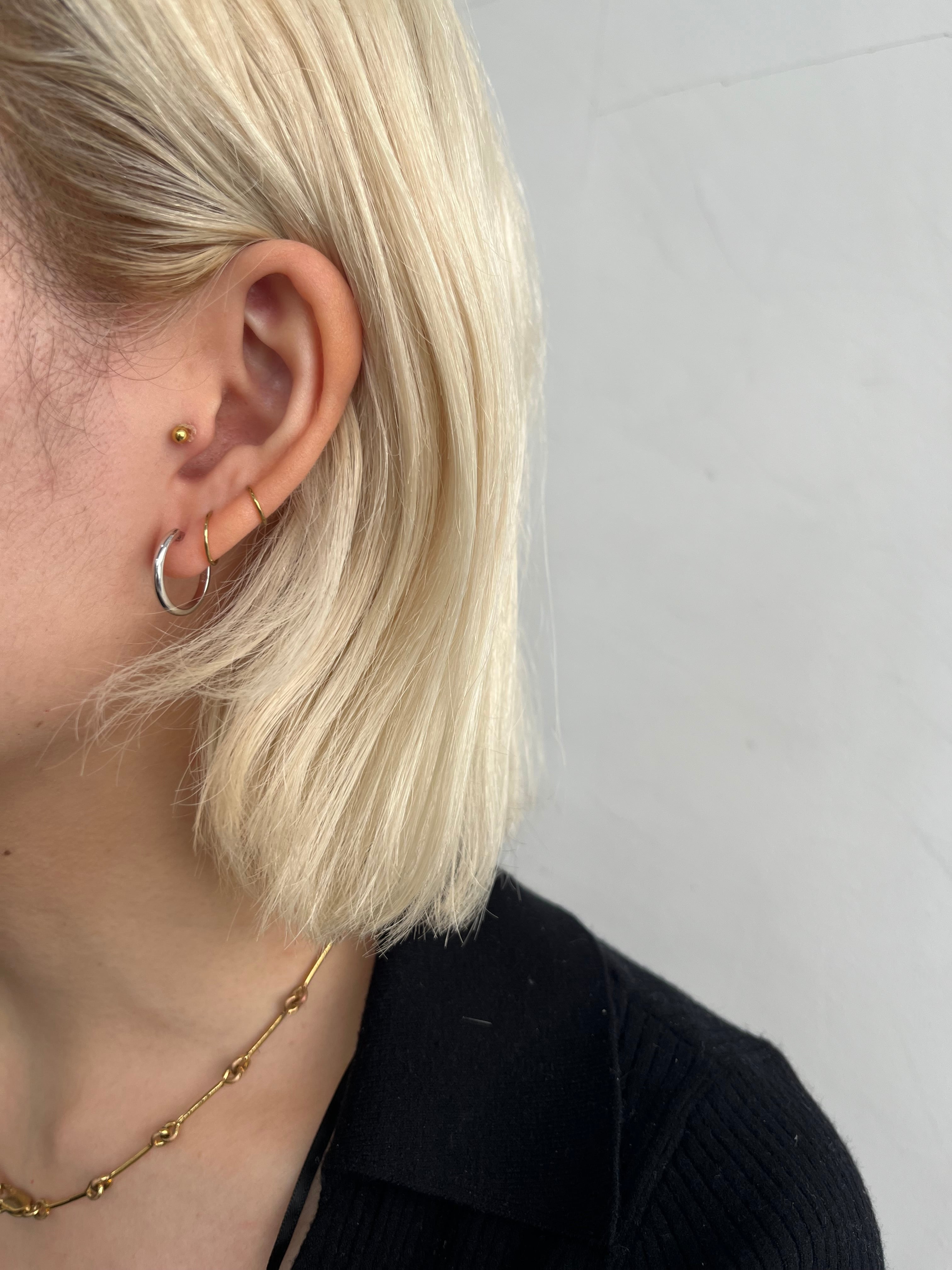 Peace Hoop フープピアス（両耳用）｜ラボグロウンダイヤモンド専門