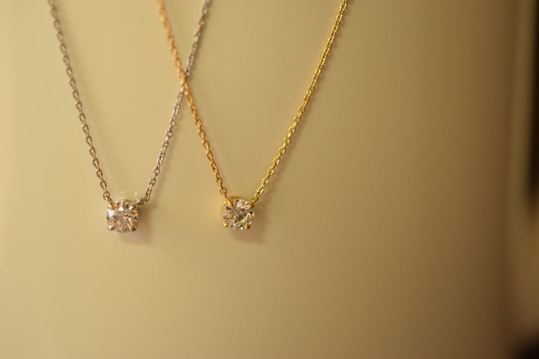 0.3 ct Diamond Studs Necklaces/0.3 carat single stone necklace